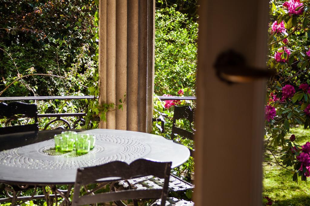 Guest House La Maison Chantecler Uccle Exterior photo